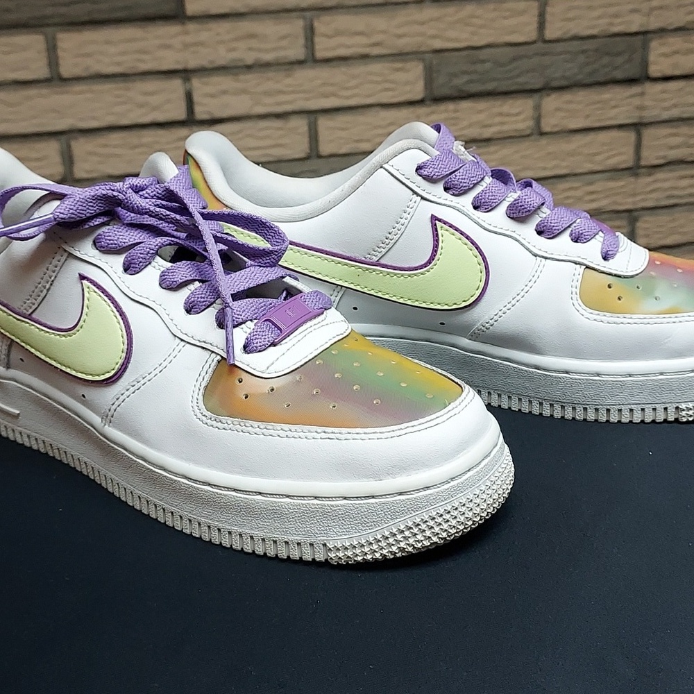 Nike Air Force One Low Women's White and Lavender Sneakers Sz 7 - Picture 10 of 10